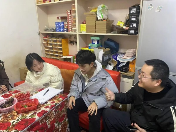 岳陽市江南通信職業(yè)技術(shù)學校有限公司,岳陽江南學校,岳陽江南通信學校,岳陽職業(yè)學校 岳陽市江南通信職業(yè)技術(shù)學校有限公司,岳陽江南學校,岳陽江南通信學校,岳陽職業(yè)學校